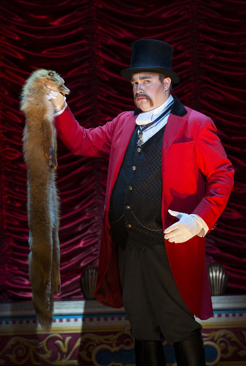 Review: Quirky Musical Farce GENTLEMAN'S GUIDE Kills at OC's Segerstrom Center Image