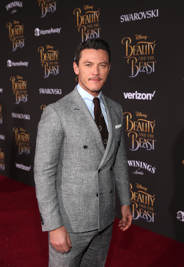 Photo Flash: BEAUTY AND THE BEAST Cast Hit Red Carpet for World Premiere Image