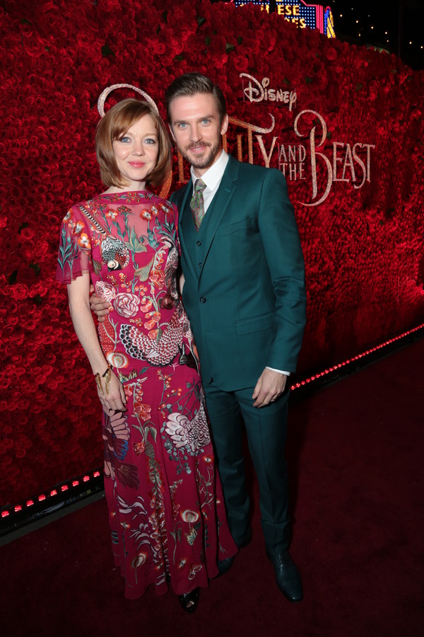 Photo Flash: BEAUTY AND THE BEAST Cast Hit Red Carpet for World Premiere  Image