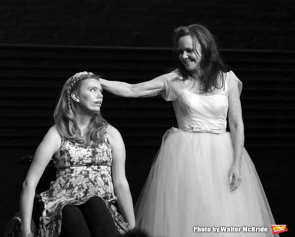 Photo Coverage: Sally Field, Joe Mantello, and Cast Take Opening Night Bows at THE GLASS MENAGERIE Image