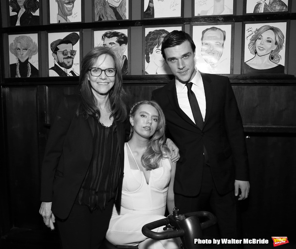 Photo Coverage: THE GLASS MENAGERIE Cast Celebrates Opening Night! Image
