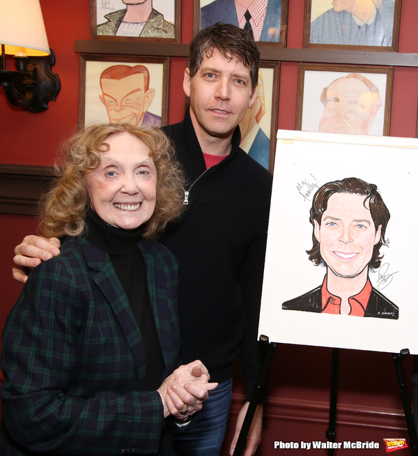 Photo Coverage: James Barbour Celebrates Sardi's Portrait Unveiling Image