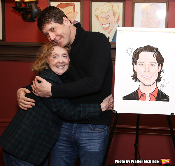 Photo Coverage: James Barbour Celebrates Sardi's Portrait Unveiling Image