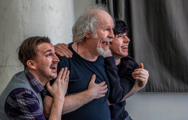 Photo Flash: Behind the Scenes in Rehearsal with Titan Theatre's TWELFTH NIGHT Image