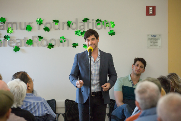 Photo Flash: Jessica Hendy and the Cast of CATS Sing for Seniors in Midtown  Image