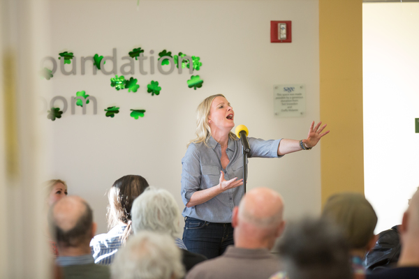 Photo Flash: Jessica Hendy and the Cast of CATS Sing for Seniors in Midtown  Image