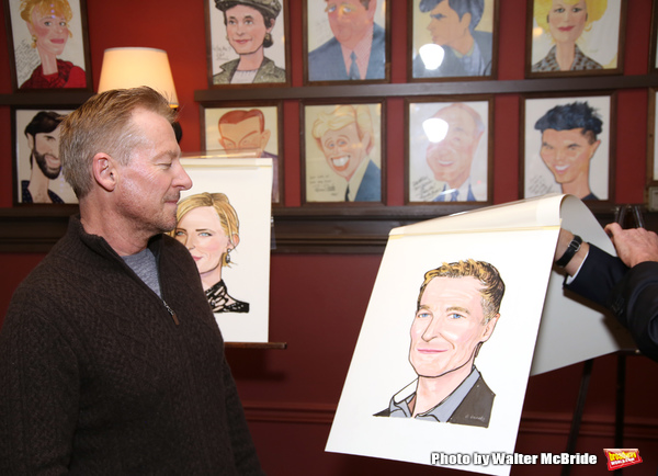 Photo Coverage: THE PRESENT's Cate Blanchett and Richard Roxburgh Unveil Portraits at Sardi's! Image