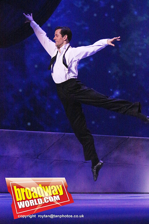 Photo Coverage: AN AMERICAN IN PARIS Lights Up London Image