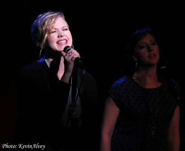 Photo Flash: Jeremy Schonfeld Hosts 'Songwriter Circle' at Birdland Image