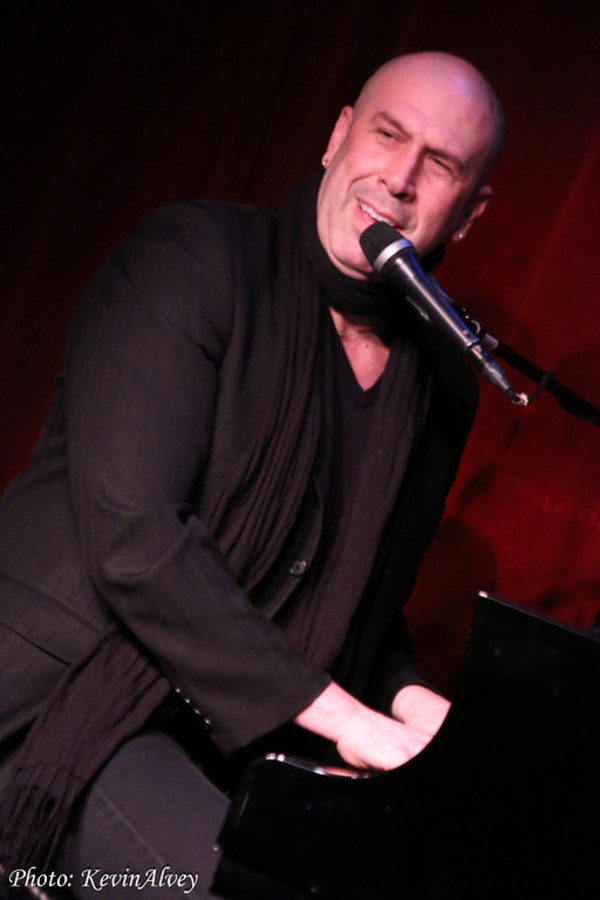 Photo Flash: Jeremy Schonfeld Hosts 'Songwriter Circle' at Birdland Image