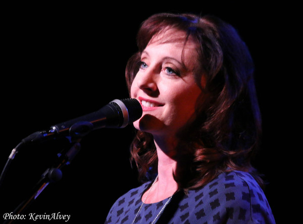 Photo Flash: Jeremy Schonfeld Hosts 'Songwriter Circle' at Birdland Image