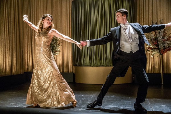 Photo Flash: Darren Criss, Jeremy Jordan & More in FLASH/SUPERGIRL Musical Episode Image