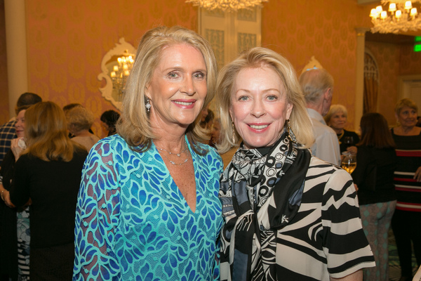 Photo Flash: CULTURE & COCKTAILS at The Colony Welcomes 100 Guests for Talk by Jewelry Designer Coomi Image