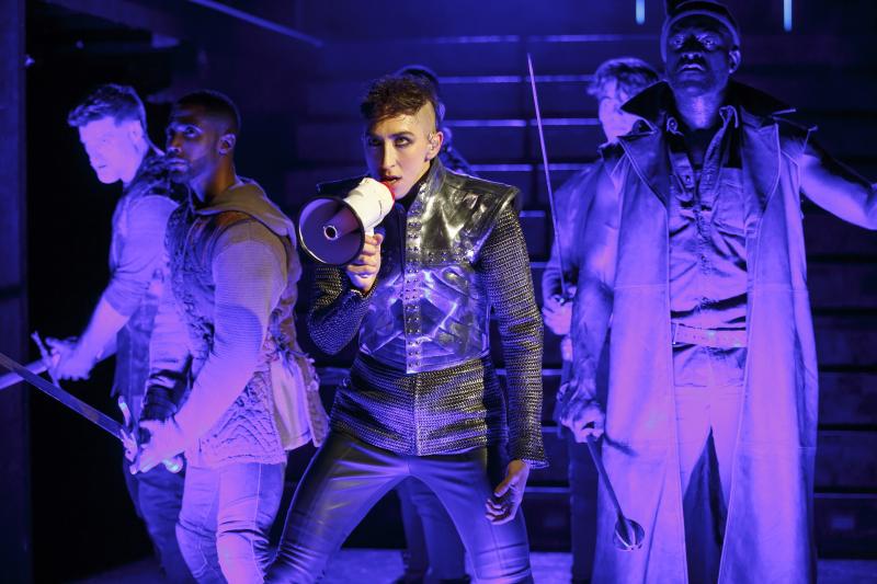 BWW Review: Jo Lampert Is Stellar In David Byrne's JOAN OF ARC: INTO THE FIRE