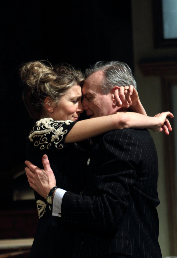 Photo Flash: First Look at LOVE IN IDLENESS at Menier Chocolate Factory Image