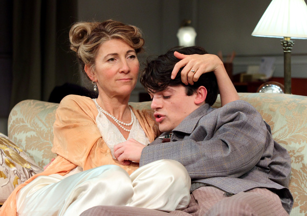 Photo Flash: First Look at LOVE IN IDLENESS at Menier Chocolate Factory Image