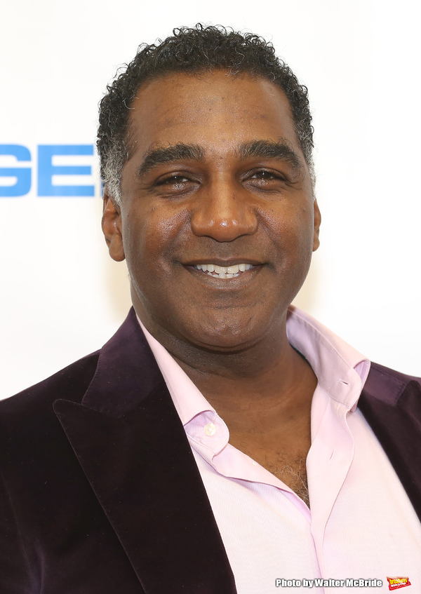 Photo Coverage: On the Red Carpet for Signature Theatre's Sondheim Award Gala Image