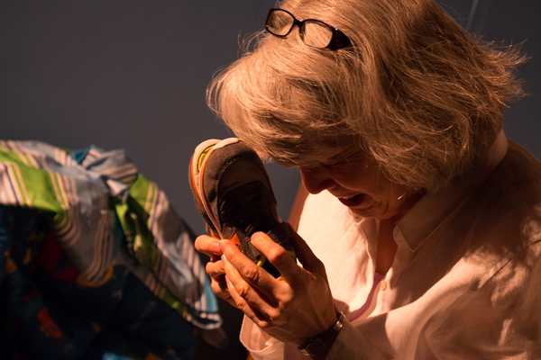 Photo Coverage: First look at Curtain Players' RABBIT HOLE Image