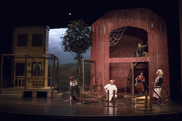 Photo Flash: CHARLOTTE'S WEB Spins Timeless Story on A.D. Players' Stage Image