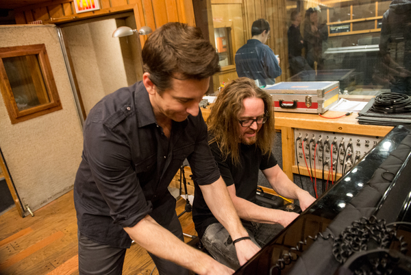 Photo Flash: GROUNDHOG DAY Company Hits the Recording Studio! Image