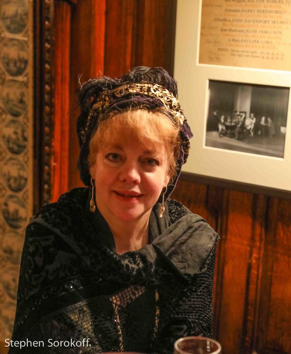 Photo Coverage: Dutch Treat Club Hosts New York Times Columnist Gail Collins & Vocalist Richard Malavet Image