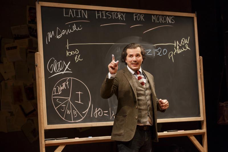 Review: John Leguizamo Brushes Up On LATIN HISTORY FOR MORONS Image