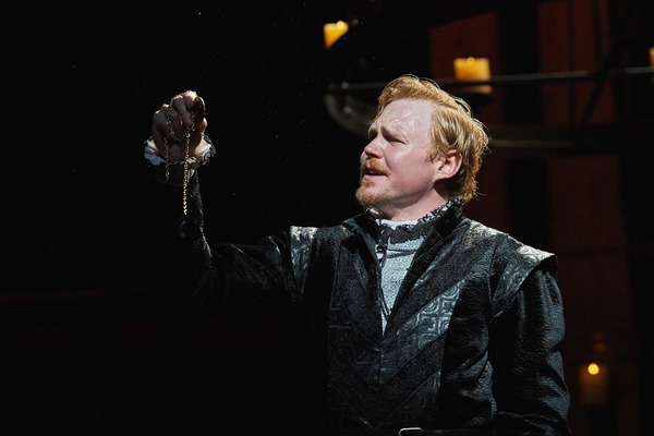 Photo Flash: Hanna Theatre Playhouse Square presents HAMLET Image