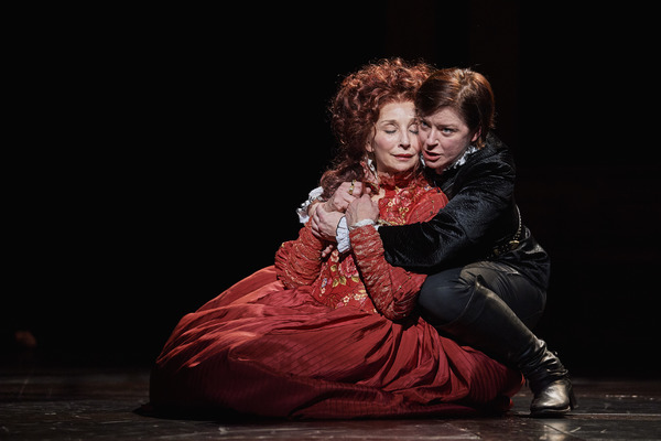 Photo Flash: Hanna Theatre Playhouse Square presents HAMLET Image