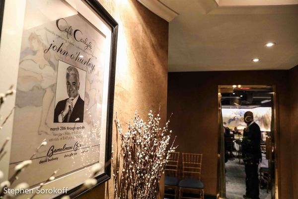 Photo Coverage: John O'Hurley Plays Cafe Carlyle Image