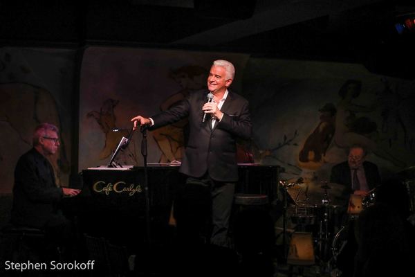Photo Coverage: John O'Hurley Plays Cafe Carlyle Image