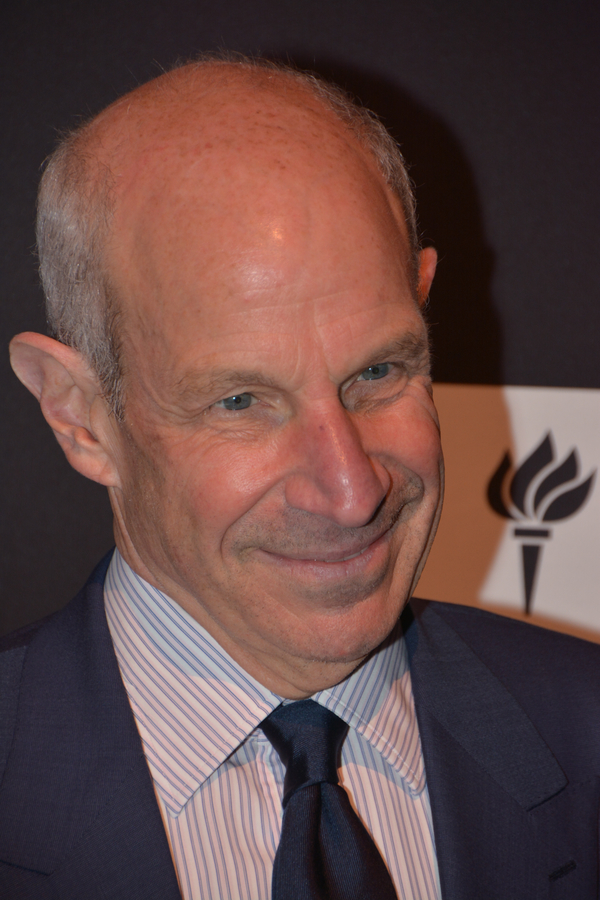 Photo Coverage: WALKING DEAD and MOONLIGHT Stars Honored at 2017 Tisch Gala Image