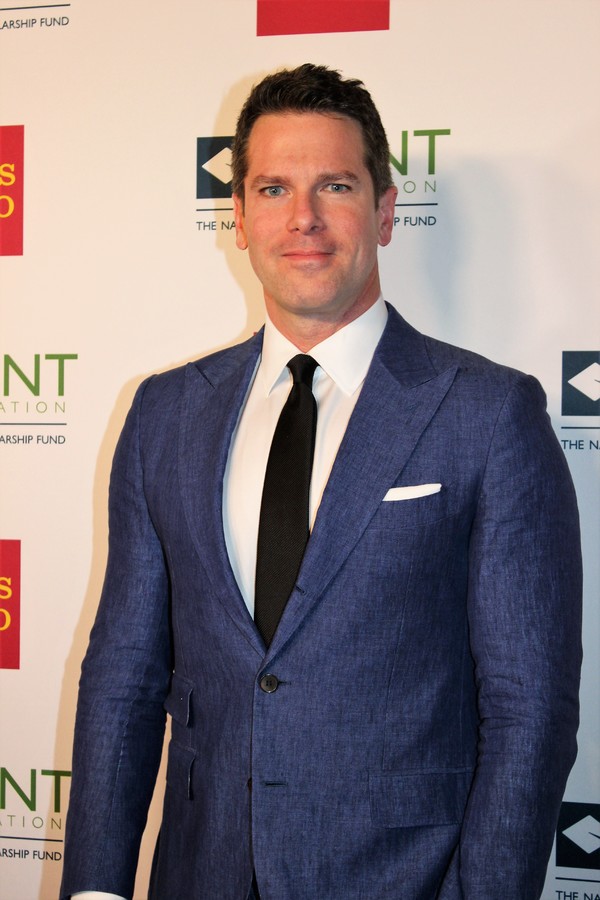 Thomas Roberts Photos - BroadwayWorld