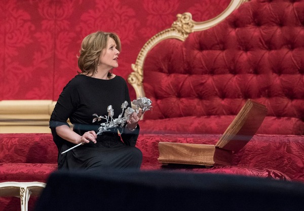 Photo Flash: First Look at Renee Fleming and Elina Garanca in Strauss's DER ROSENKAVALIER at The Met Image