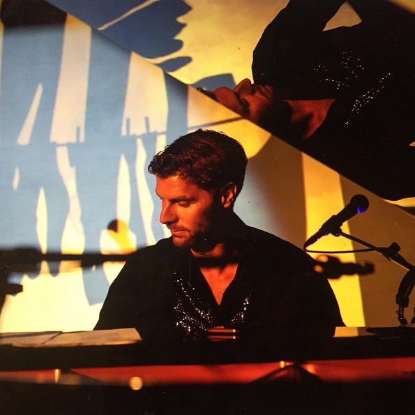 Interview: Lance Horne On His Current Residency at Joe's Pub, His Iconic Collaborators and Trying to Recruit Neve Campbell Image