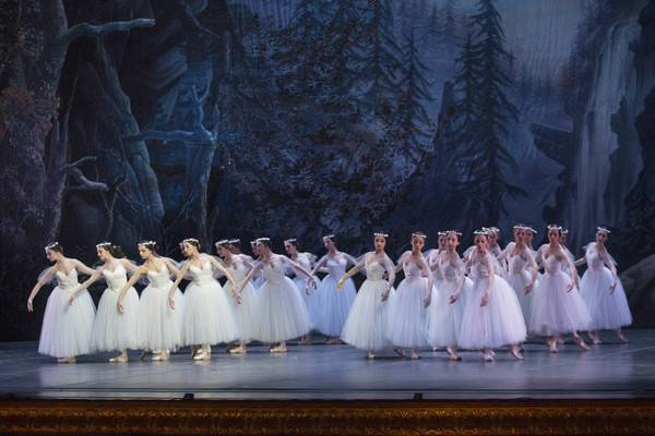 Photo Flash: GISELLE Dances to Singapore Image