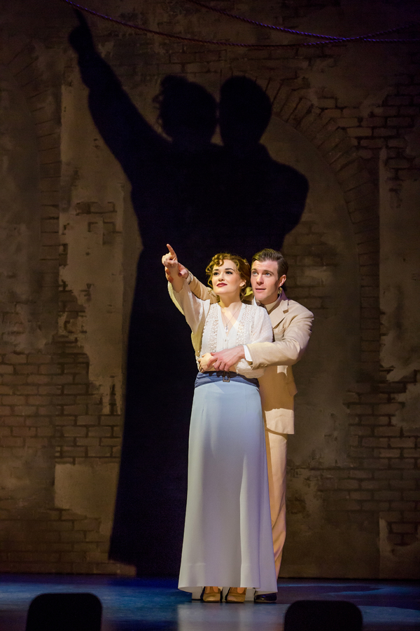 FINDING NEVERLAND Flies to The Hobby Center for the Performing Arts Image