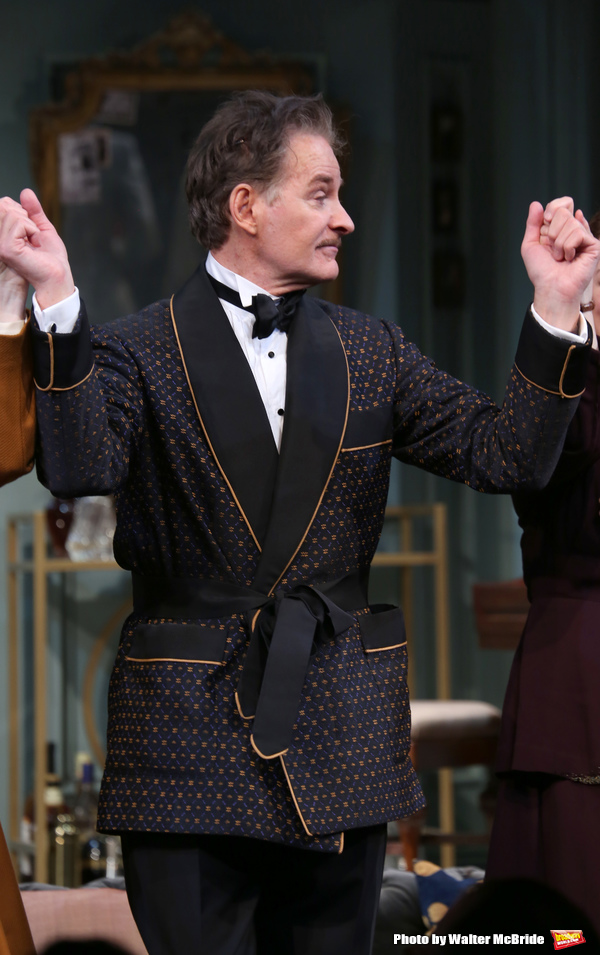 Photo Coverage: Kevin Kline and the Cast of PRESENT LAUGHTER Take Opening Night Bows! Image
