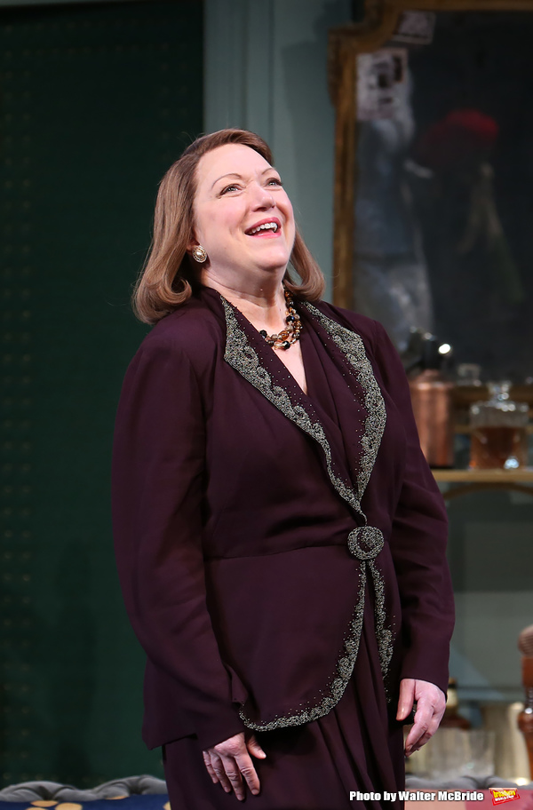 Photo Coverage: Kevin Kline and the Cast of PRESENT LAUGHTER Take Opening Night Bows! Image