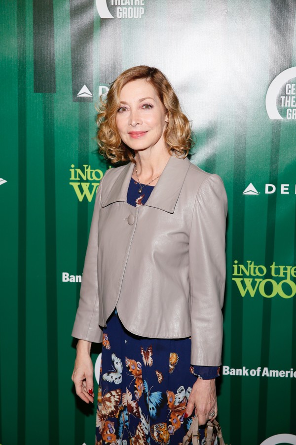 Photo Flash: Christina Hendricks, Sharon Lawrence, Jesse Tyler Ferguson and More Attend Fiasco's INTO THE WOODS Opening at the Ahmanson 