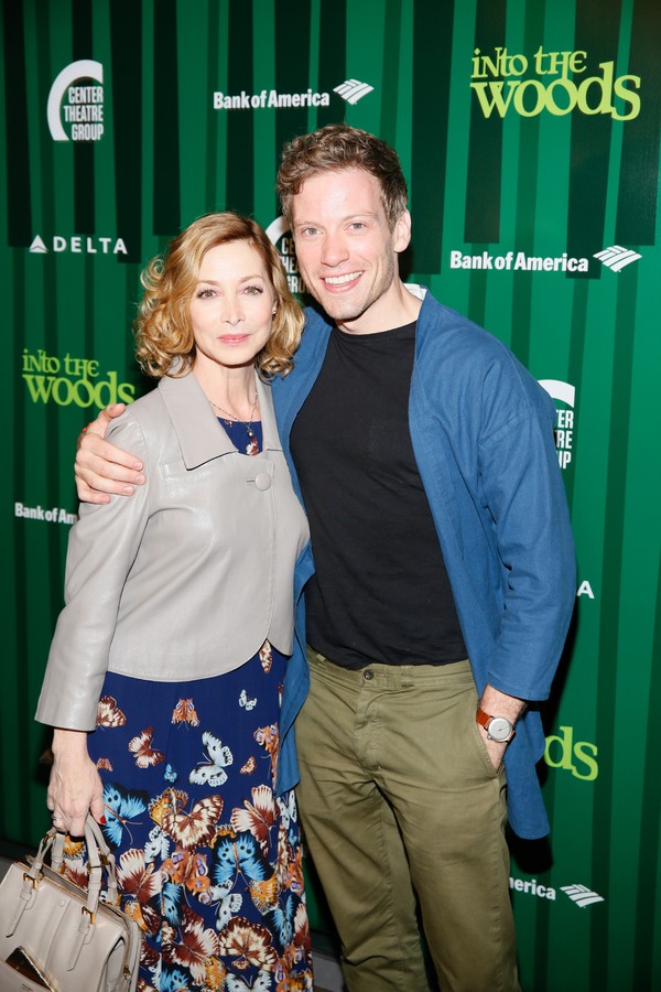 Photo Flash: Christina Hendricks, Sharon Lawrence, Jesse Tyler Ferguson and More Attend Fiasco's INTO THE WOODS Opening at the Ahmanson 