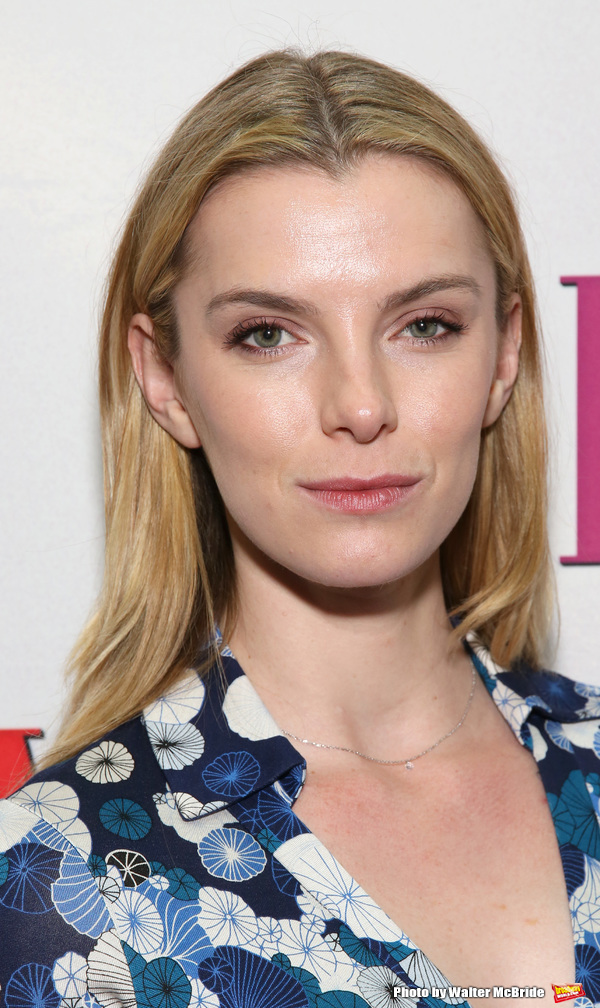 Photo Coverage: On the Opening Night Red Carpet for WAR PAINT Image
