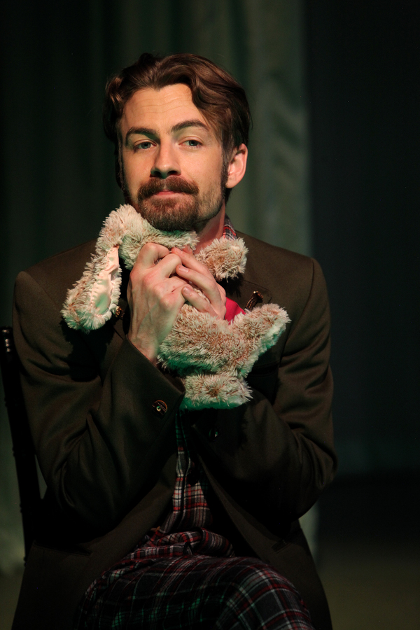 Photo Flash: First Look at Paula Vogel's THE BALTIMORE WALTZ at Magic Theatre Image