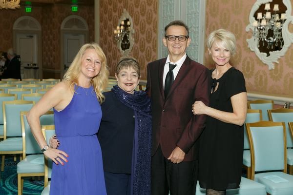 Mary Newis, Sandy Stewart, Rich Switzer & Jill Switzer Photo