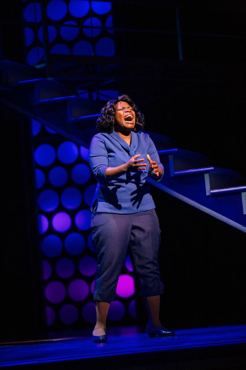 Review: DREAMGIRLS Sparkles and Shines at TUTS Image