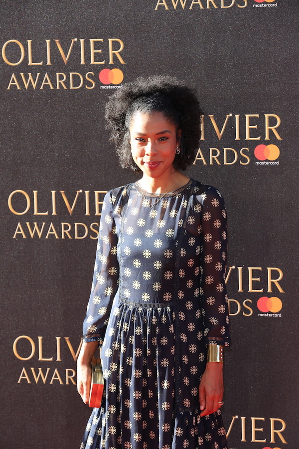 Photo Flash: Amber Riley, Billie Piper & More On 2017 Olivier Awards Red Carpet 