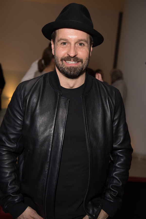 Photo Flash: On the Red Carpet of Opening Night of CAROUSEL at London Coliseum Image