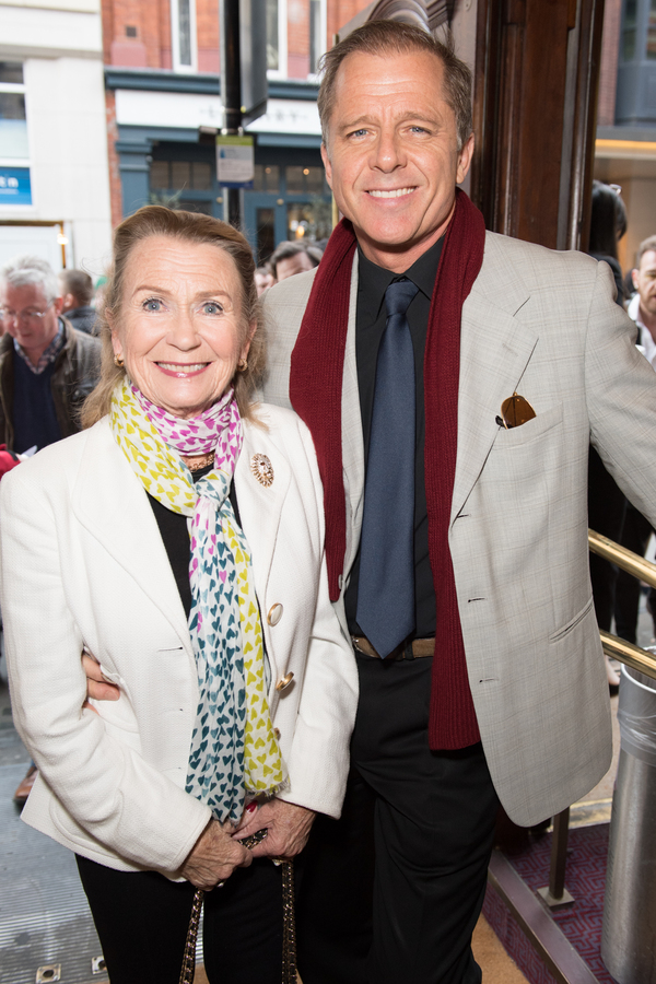 Photo Flash: On the Red Carpet of Opening Night of CAROUSEL at London Coliseum Image
