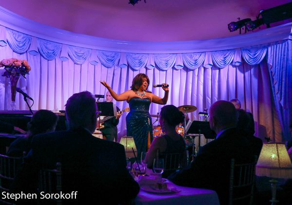 Photo Coverage: Mary Wilson Plays The Palm Beach Home Of The American Songbook Image