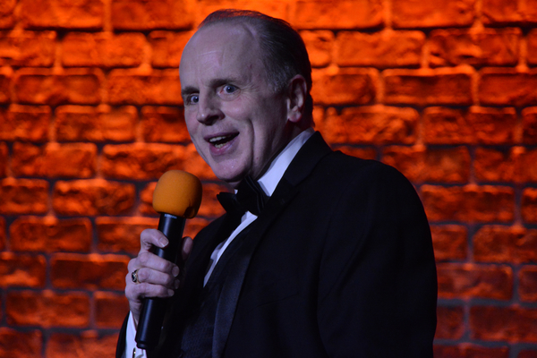 Photo Coverage: Sidney J. Burgoyne Performs at The Iridium Image