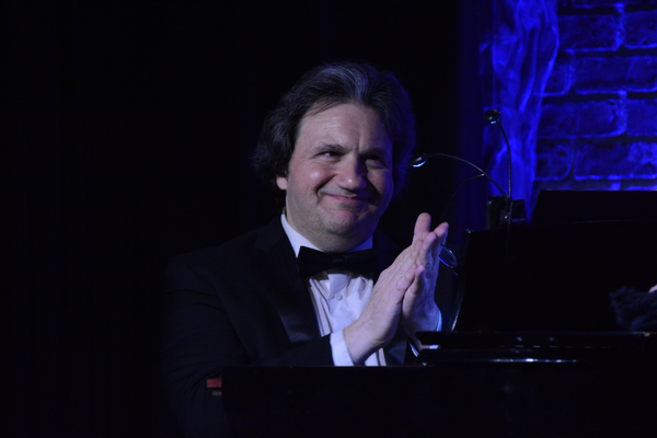 Photo Coverage: Sidney J. Burgoyne Performs at The Iridium Image